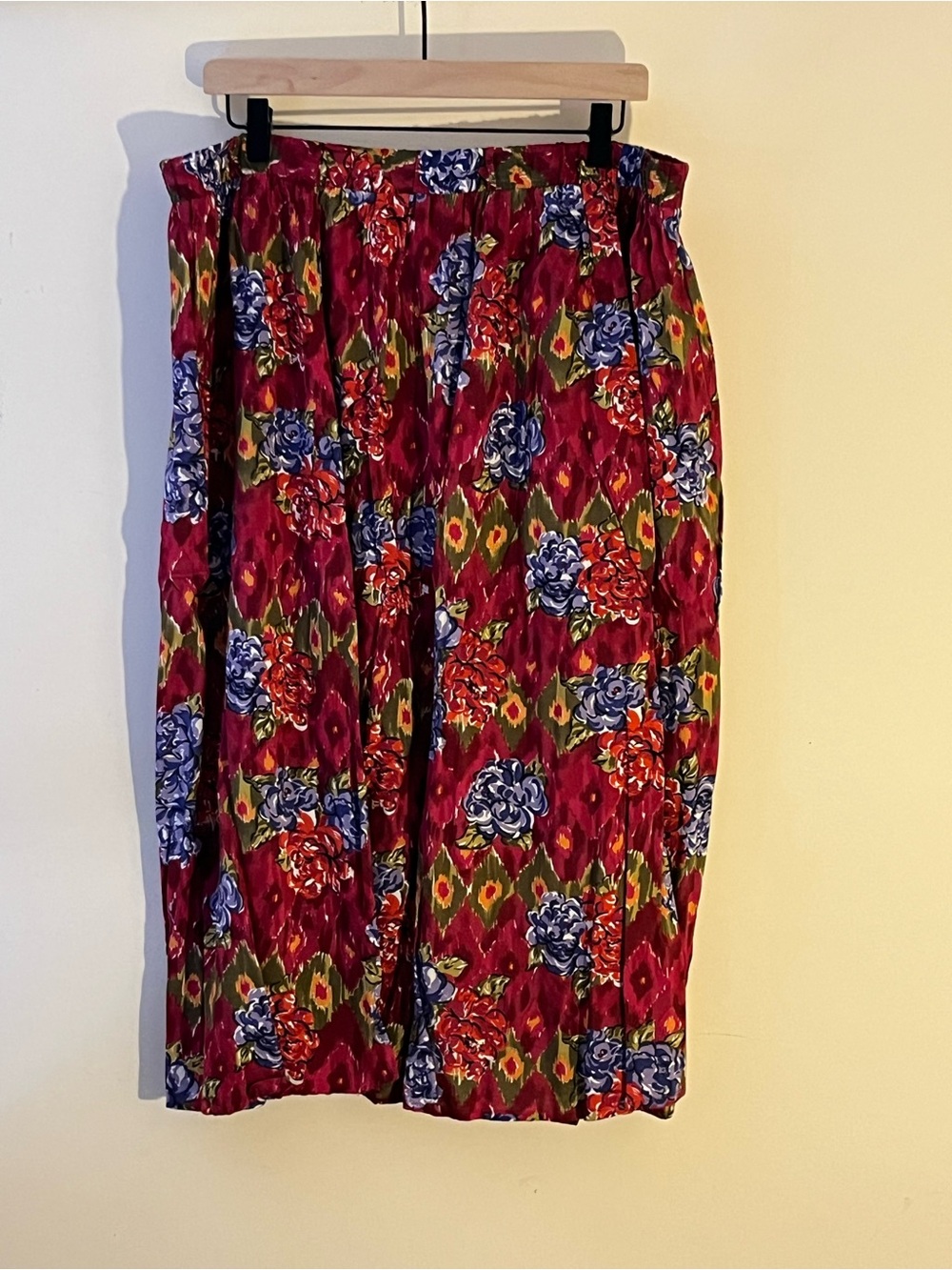 Floral Red Midi Skirt - Picture 2 of 4